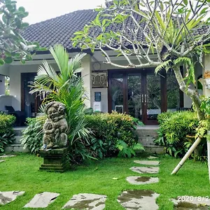 Guest house Putu's Paradise **