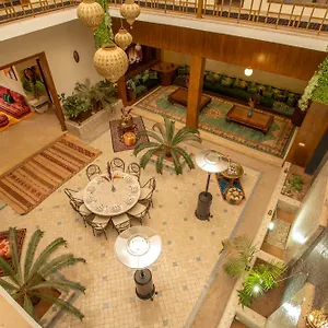 Riad Azia 